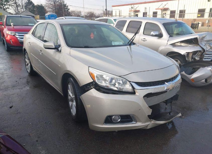 2015 Chevrolet Malibu 2LT (VIN 1G11D5SL7FF318709) main photo