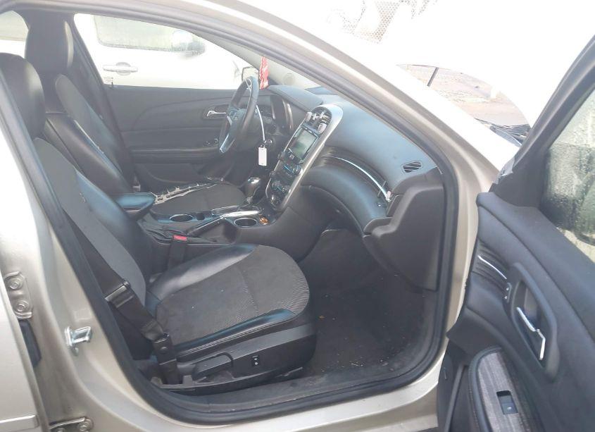 Photo 5 of 2015 Chevrolet Malibu 2LT (VIN 1G11D5SL7FF318709)