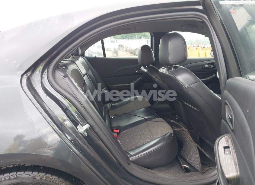 Photo 8 of 2015 Chevrolet Malibu 2LT (VIN 1G11D5SL8FF147372)