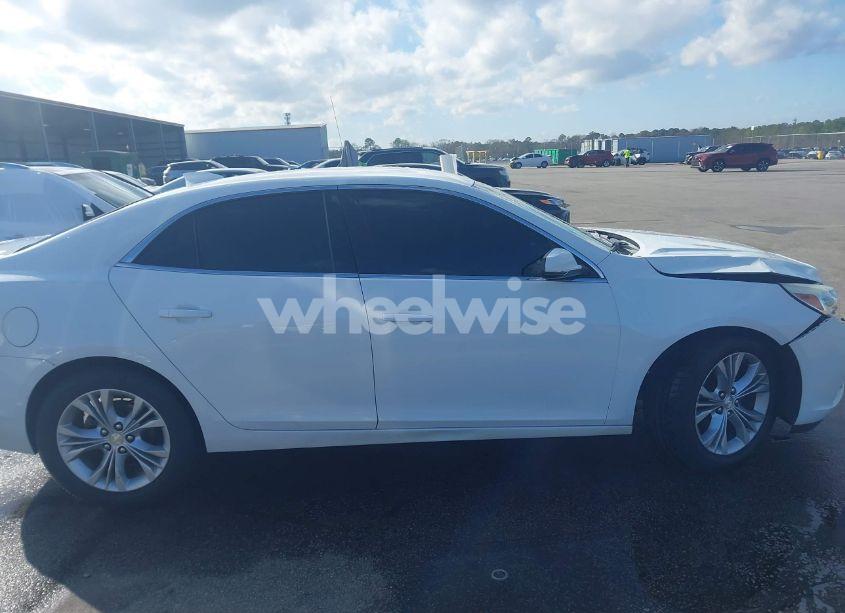 Photo 13 of 2015 Chevrolet Malibu 2LT (VIN 1G11D5SL8FF148408)