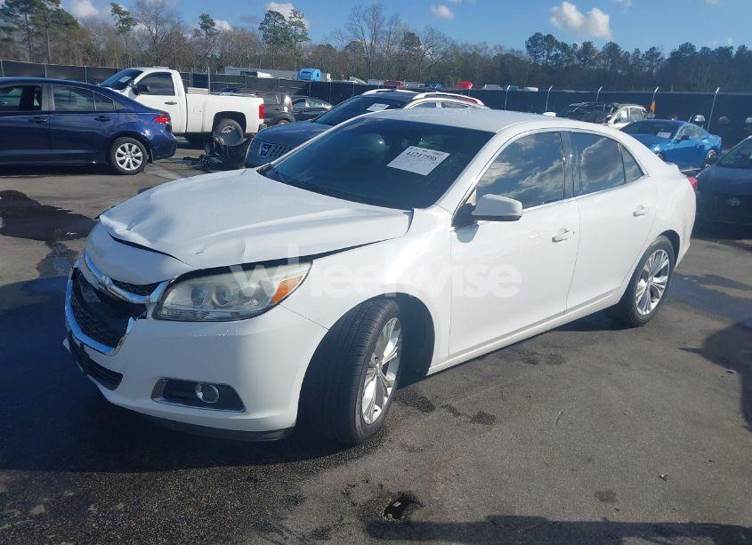 Photo 2 of 2015 Chevrolet Malibu 2LT (VIN 1G11D5SL8FF148408)