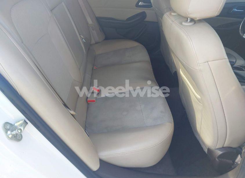 Photo 8 of 2015 Chevrolet Malibu 2LT (VIN 1G11D5SL8FF148408)