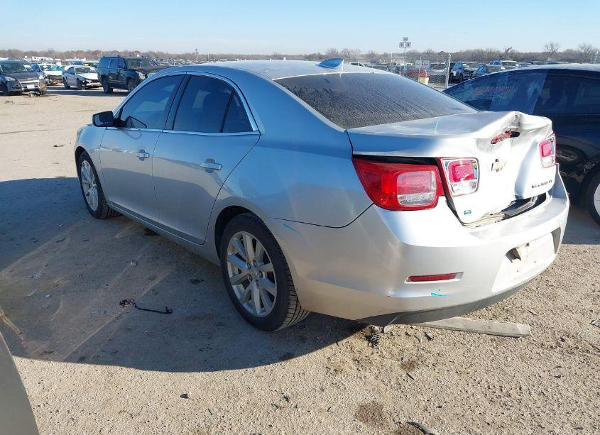 Photo 3 of 2015 Chevrolet Malibu 2LT (VIN 1G11D5SL8FF174863)