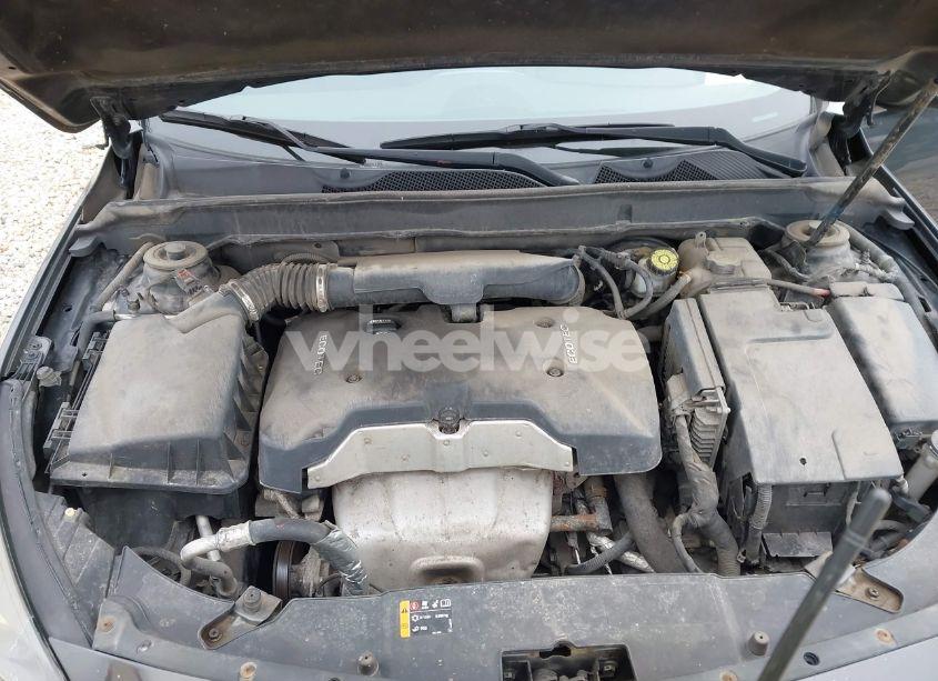 Photo 10 of 2015 Chevrolet Malibu 2LT (VIN 1G11D5SL8FF244569)