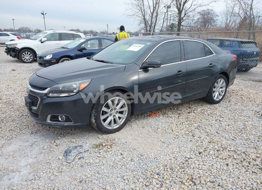 Photo 2 of 2015 Chevrolet Malibu 2LT (VIN 1G11D5SL8FF244569)