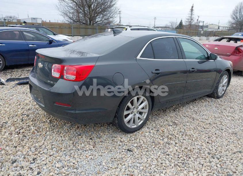 Photo 4 of 2015 Chevrolet Malibu 2LT (VIN 1G11D5SL8FF244569)
