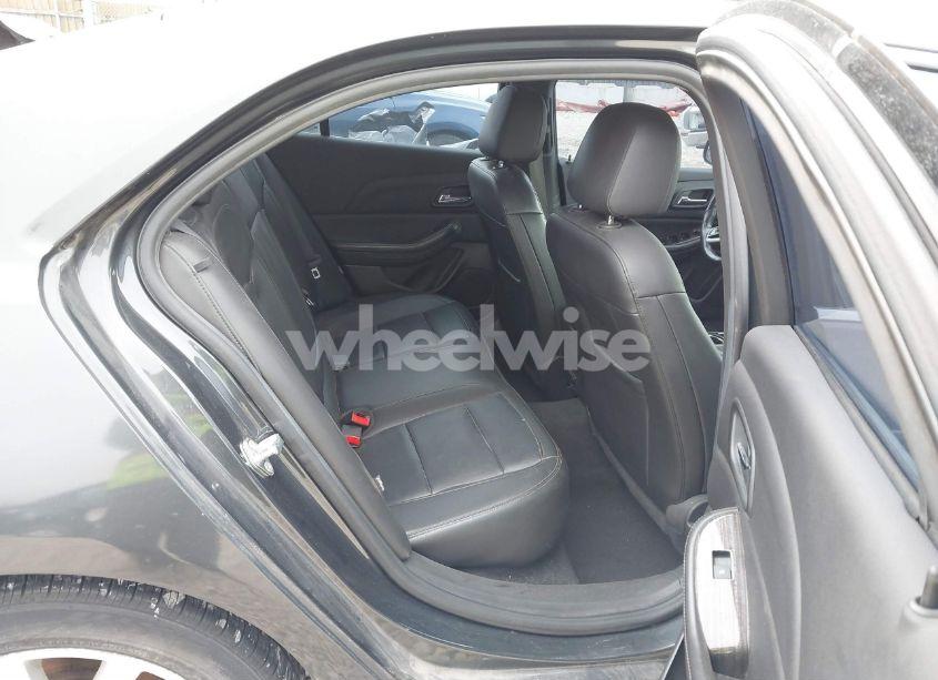 Photo 8 of 2015 Chevrolet Malibu 2LT (VIN 1G11D5SL8FF244569)