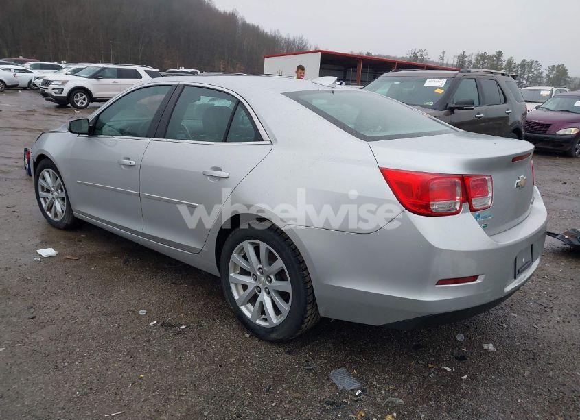 Photo 3 of 2015 Chevrolet Malibu 2LT (VIN 1G11D5SL8FF262487)