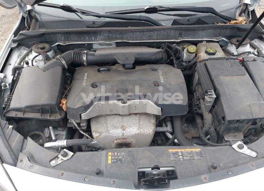 Photo 10 of 2015 Chevrolet Malibu 2LT (VIN 1G11D5SL8FU151059)