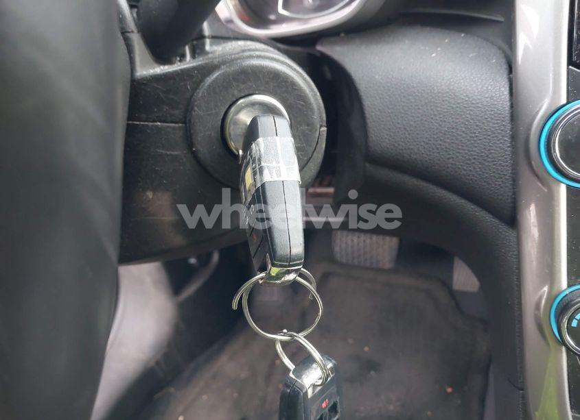 Photo 11 of 2015 Chevrolet Malibu 2LT (VIN 1G11D5SL8FU151059)