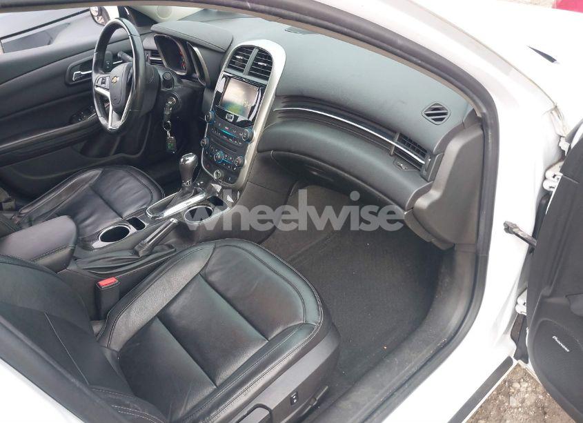 Photo 5 of 2015 Chevrolet Malibu 2LT (VIN 1G11D5SL8FU151059)