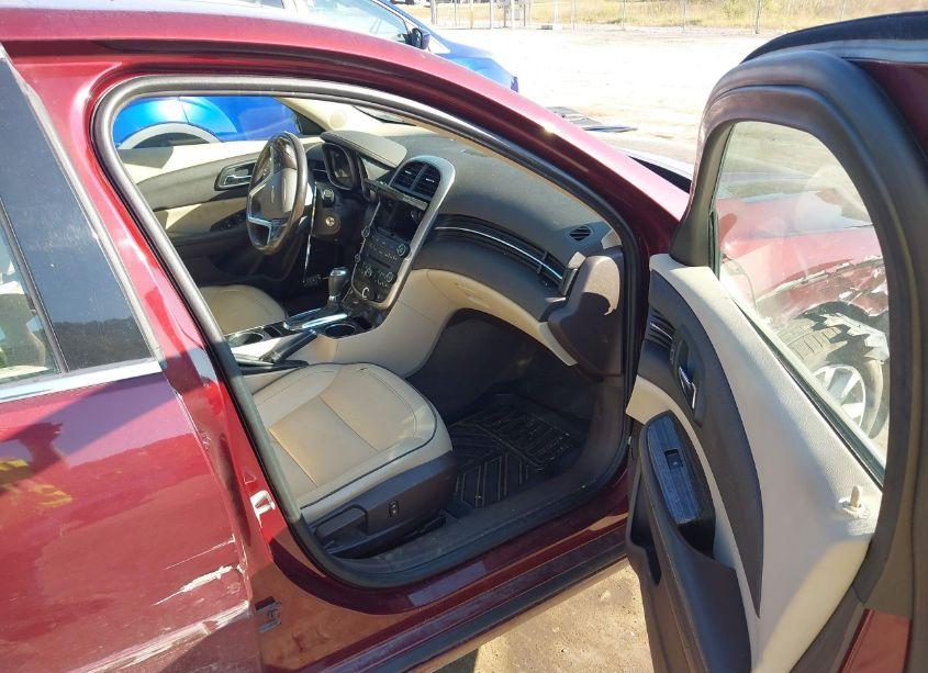 Photo 5 of 2015 Chevrolet Malibu 2LT (VIN 1G11D5SL9FF109973)