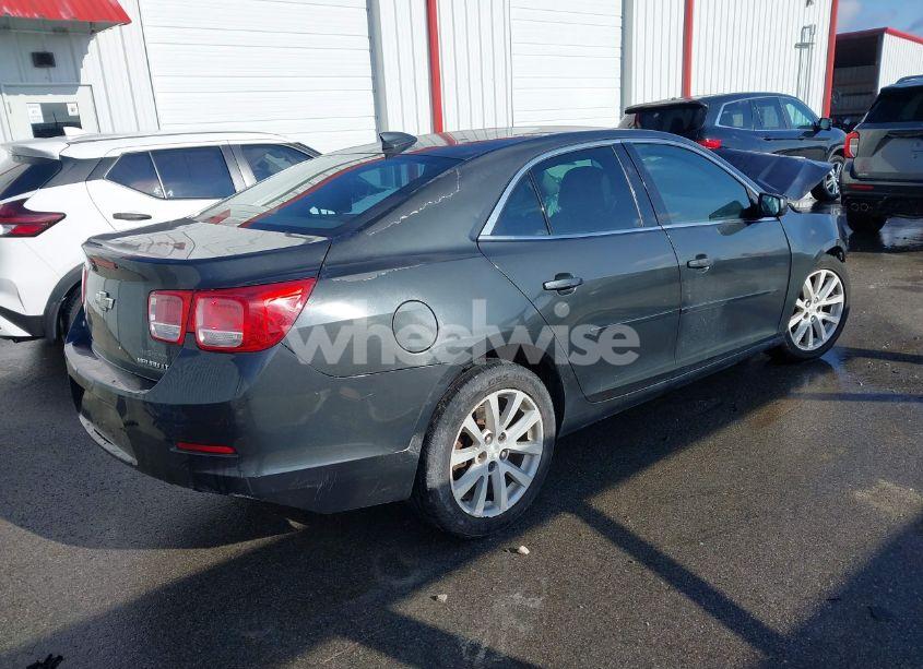 Photo 4 of 2015 Chevrolet Malibu 2LT (VIN 1G11D5SL9FF126840)