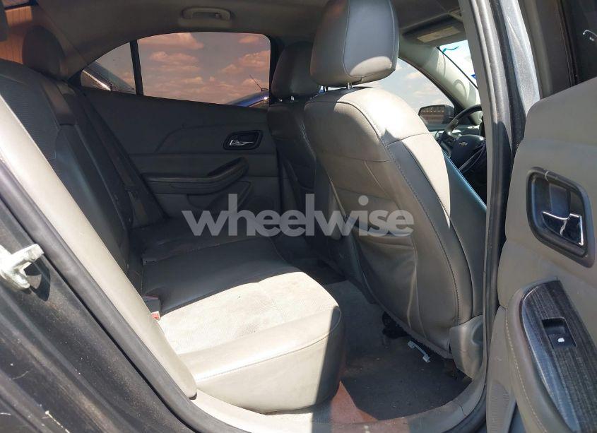 Photo 8 of 2015 Chevrolet Malibu 2LT (VIN 1G11D5SL9FF150328)
