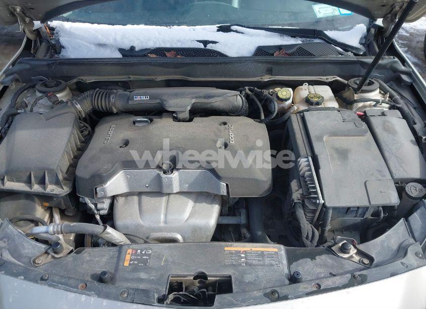 Photo 10 of 2015 Chevrolet Malibu 2LT (VIN 1G11D5SL9FF157926)
