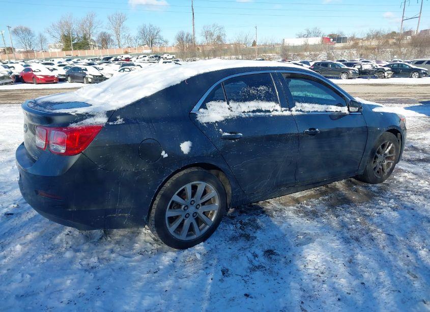 Photo 4 of 2015 Chevrolet Malibu 2LT (VIN 1G11D5SL9FF159899)