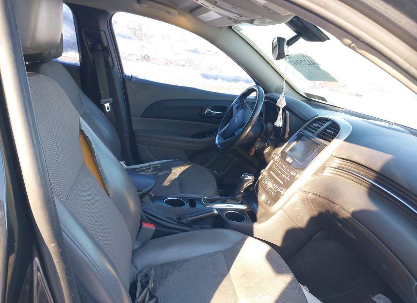 Photo 5 of 2015 Chevrolet Malibu 2LT (VIN 1G11D5SL9FF159899)