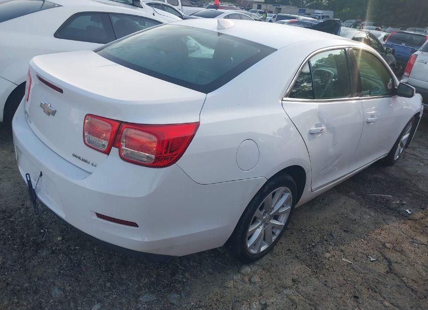 Photo 4 of 2015 Chevrolet Malibu 2LT (VIN 1G11D5SL9FF172572)