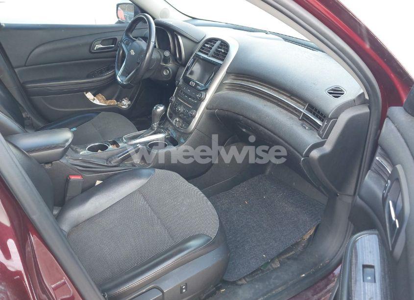Photo 5 of 2015 Chevrolet Malibu 2LT (VIN 1G11D5SL9FF174726)