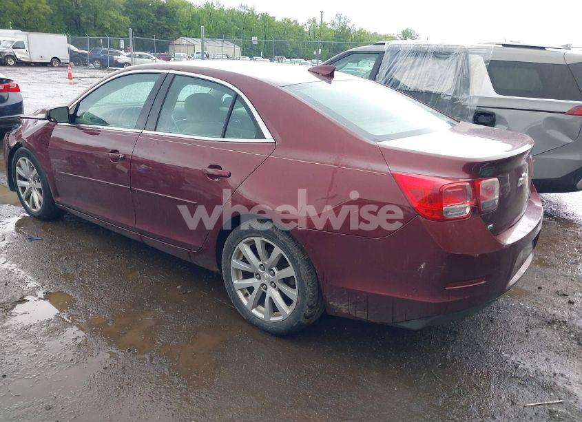 Photo 3 of 2015 Chevrolet Malibu 2LT (VIN 1G11D5SL9FF261865)