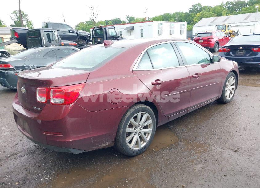 Photo 4 of 2015 Chevrolet Malibu 2LT (VIN 1G11D5SL9FF261865)