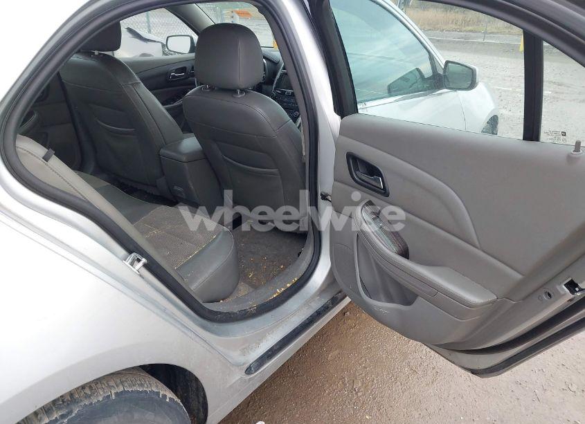 Photo 8 of 2015 Chevrolet Malibu 2LT (VIN 1G11D5SL9FF309901)