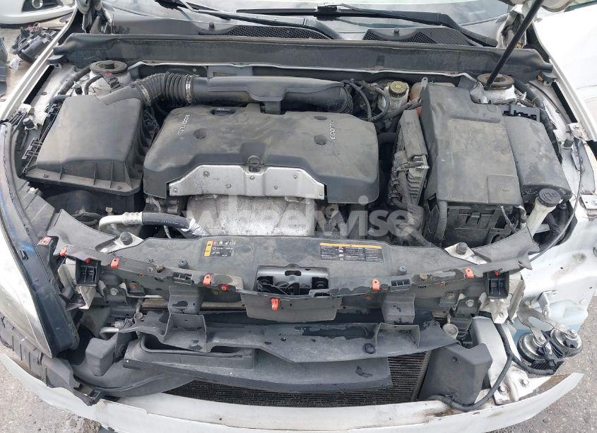 Photo 10 of 2015 Chevrolet Malibu 2LT (VIN 1G11D5SL9FF317495)