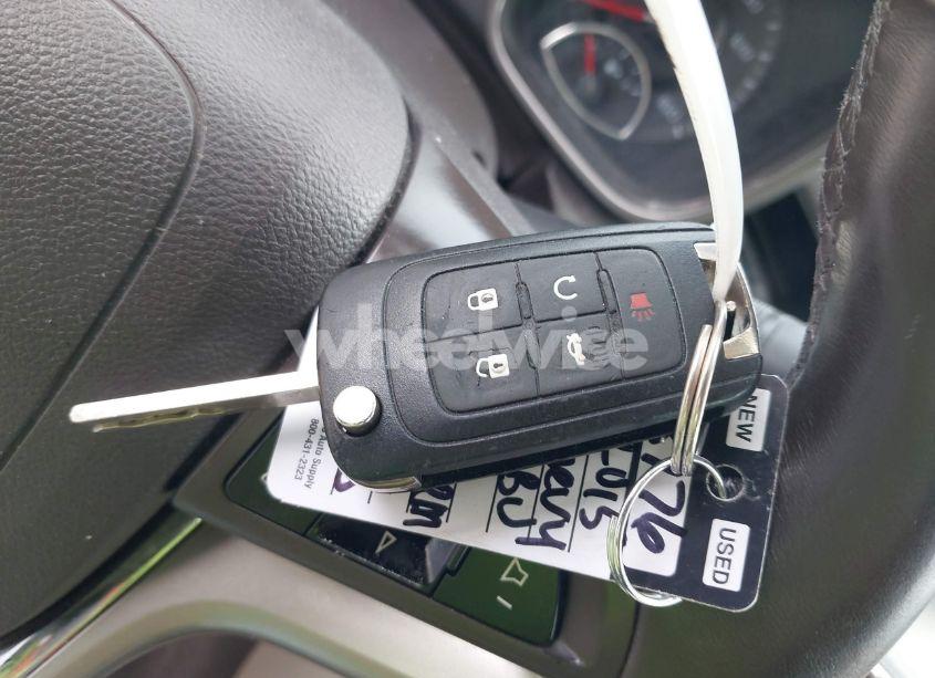 Photo 11 of 2015 Chevrolet Malibu 2LT (VIN 1G11D5SL9FF317495)