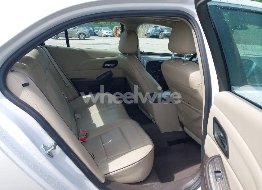 Photo 8 of 2015 Chevrolet Malibu 2LT (VIN 1G11D5SL9FF317495)