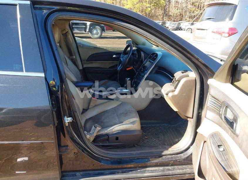 Photo 5 of 2015 Chevrolet Malibu 2LT (VIN 1G11D5SL9FF321031)