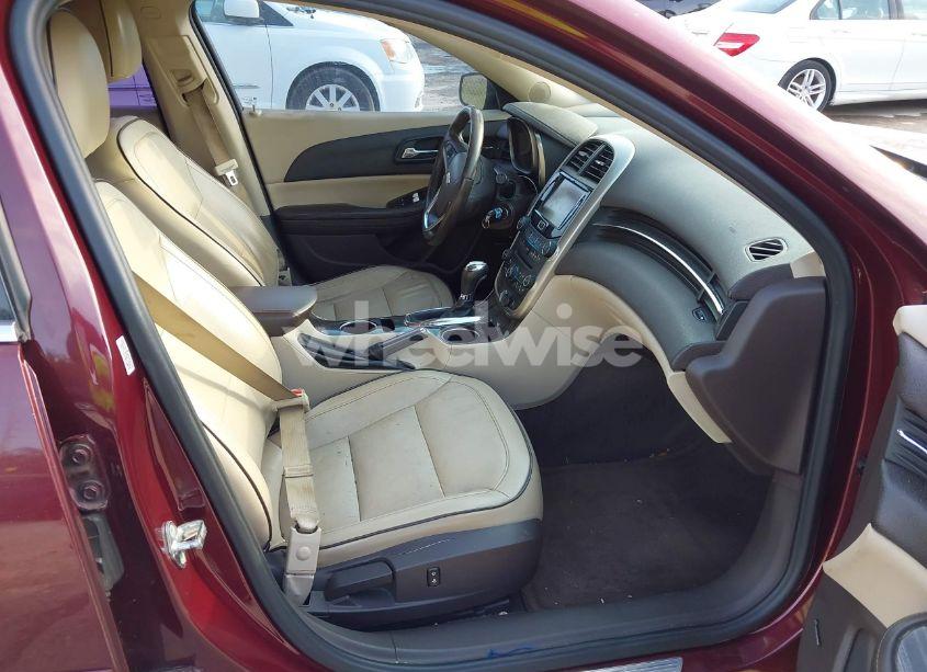 Photo 5 of 2015 Chevrolet Malibu 2LT (VIN 1G11D5SL9FF321630)