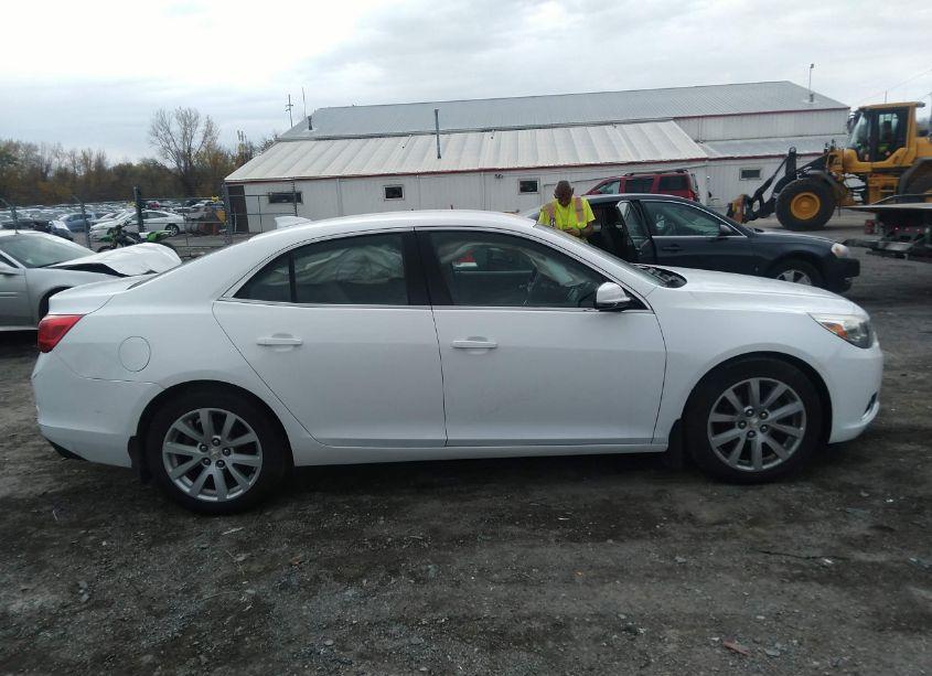 Photo 13 of 2015 Chevrolet Malibu 2LT (VIN 1G11D5SLXFF144070)