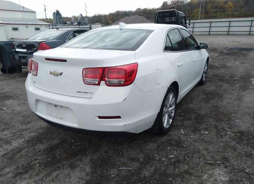 Photo 4 of 2015 Chevrolet Malibu 2LT (VIN 1G11D5SLXFF144070)