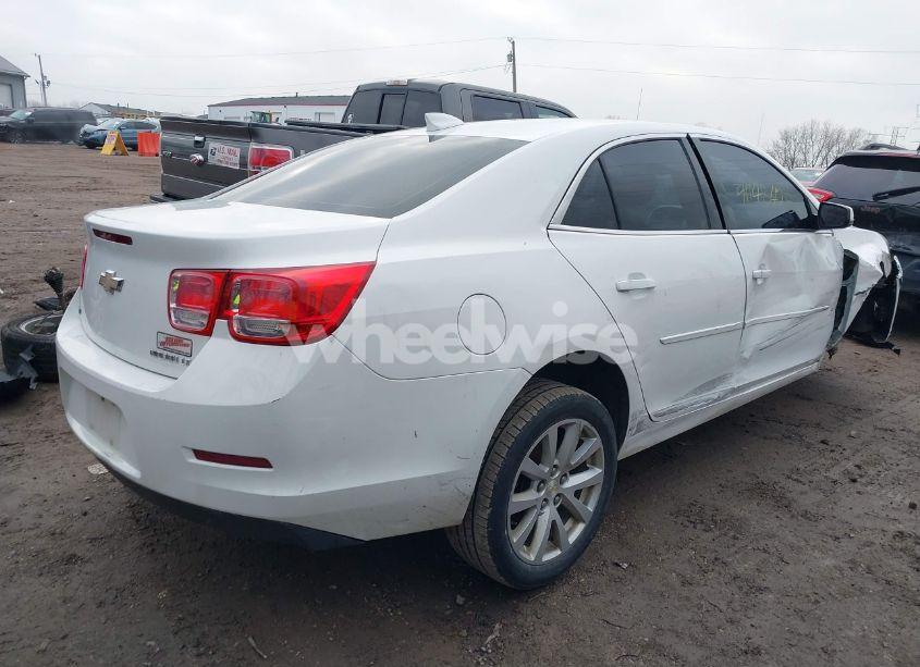 Photo 4 of 2015 Chevrolet Malibu 2LT (VIN 1G11D5SLXFF173004)