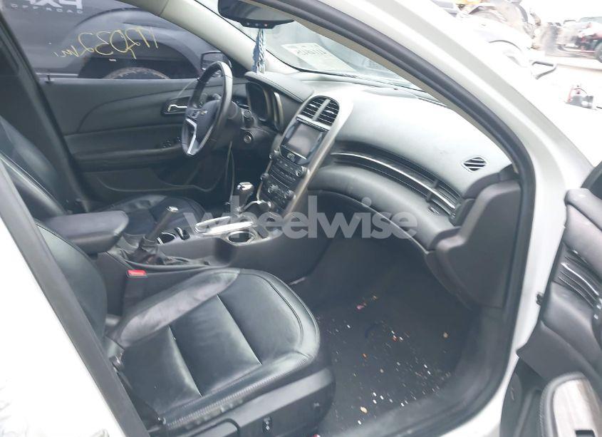 Photo 5 of 2015 Chevrolet Malibu 2LT (VIN 1G11D5SLXFF173004)
