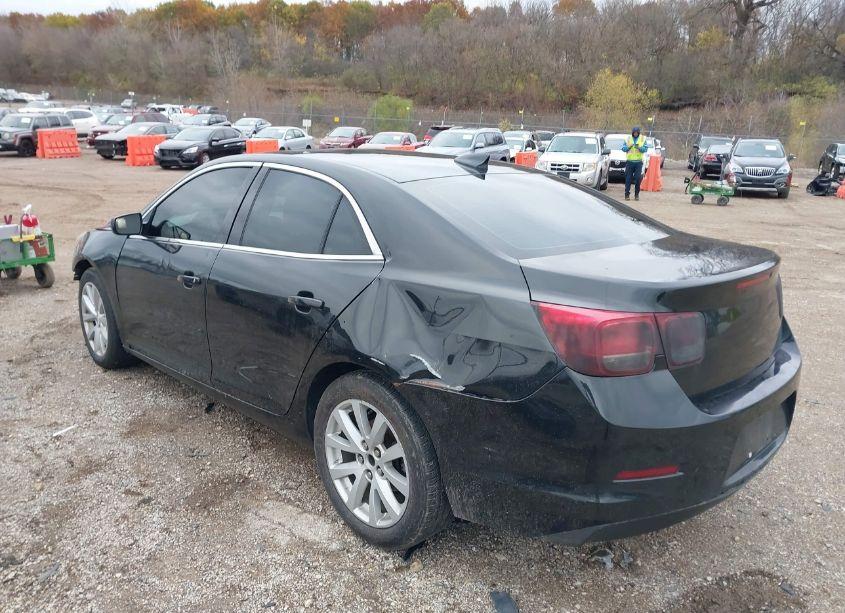 Photo 3 of 2015 Chevrolet Malibu 2LT (VIN 1G11D5SLXFF192121)
