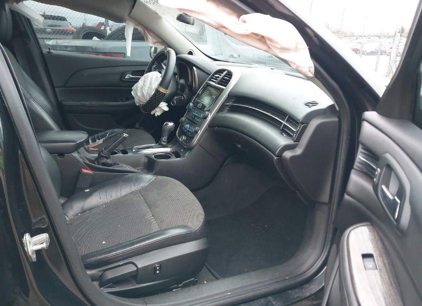 Photo 5 of 2015 Chevrolet Malibu 2LT (VIN 1G11D5SLXFF192121)