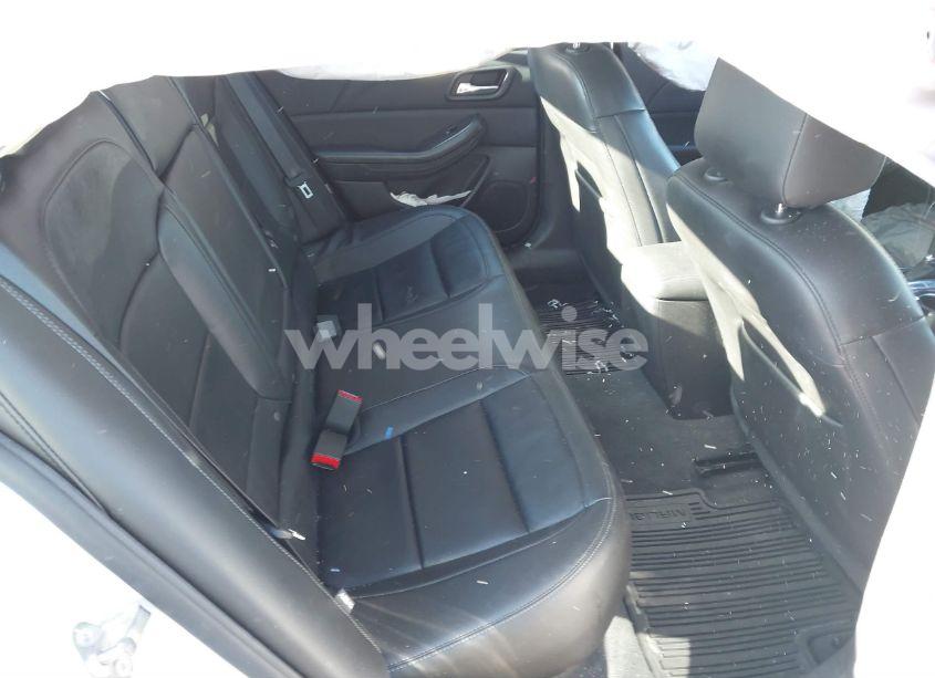 Photo 8 of 2015 Chevrolet Malibu 2LT (VIN 1G11D5SLXFF213033)