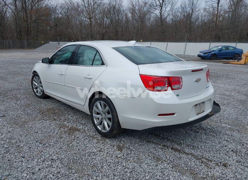 Photo 3 of 2015 Chevrolet Malibu 2LT (VIN 1G11D5SLXFF238174)