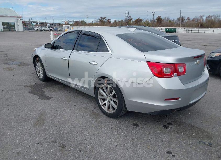 Photo 3 of 2016 Chevrolet Malibu LIMITED LTZ (VIN 1G11E5SA0GF132927)