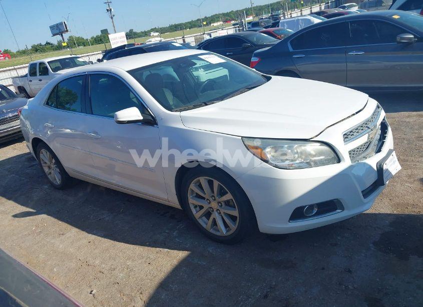 2013 Chevrolet Malibu 2LT (VIN 1G11E5SA1DF147318) main photo