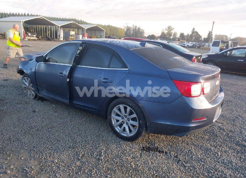 Photo 3 of 2013 Chevrolet Malibu 2LT (VIN 1G11E5SA1DF245135)