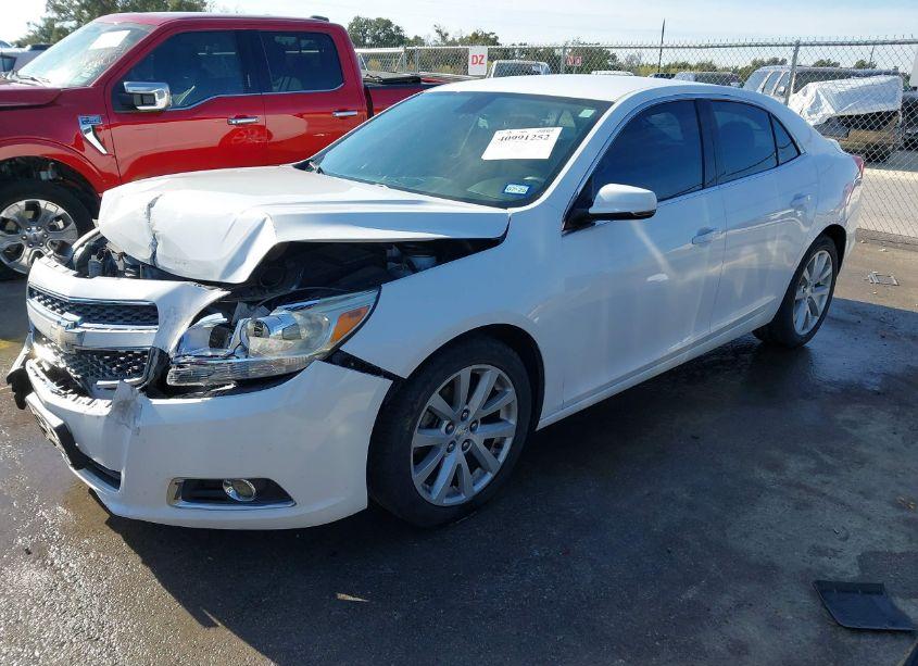 Photo 2 of 2013 Chevrolet Malibu 2LT (VIN 1G11E5SA1DF278572)