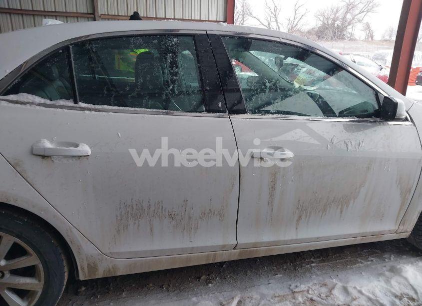 Photo 13 of 2013 Chevrolet Malibu 2LT (VIN 1G11E5SA1DF284520)