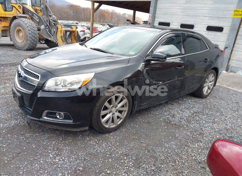Photo 2 of 2013 Chevrolet Malibu 2LT (VIN 1G11E5SA1DF348961)