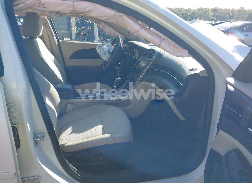 Photo 5 of 2013 Chevrolet Malibu 2LT (VIN 1G11E5SA2DF142497)