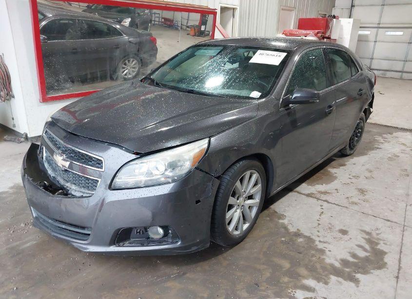 Photo 2 of 2013 Chevrolet Malibu 2LT (VIN 1G11E5SA2DF314771)