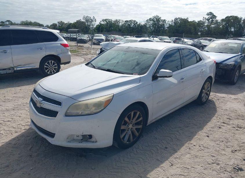 Photo 2 of 2013 Chevrolet Malibu 2LT (VIN 1G11E5SA2DF315368)