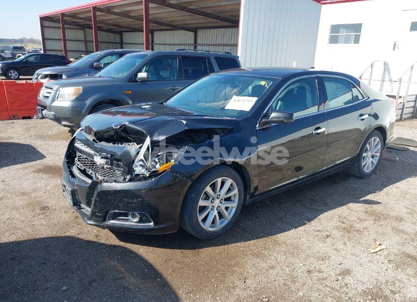 Photo 2 of 2013 Chevrolet Malibu 2LT (VIN 1G11E5SA3DF241488)