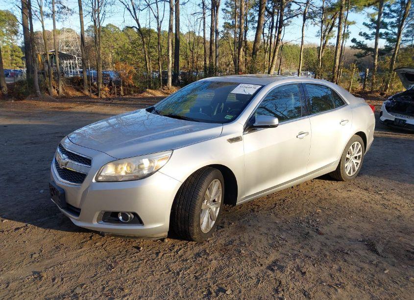 Photo 2 of 2013 Chevrolet Malibu 2LT (VIN 1G11E5SA3DF324225)